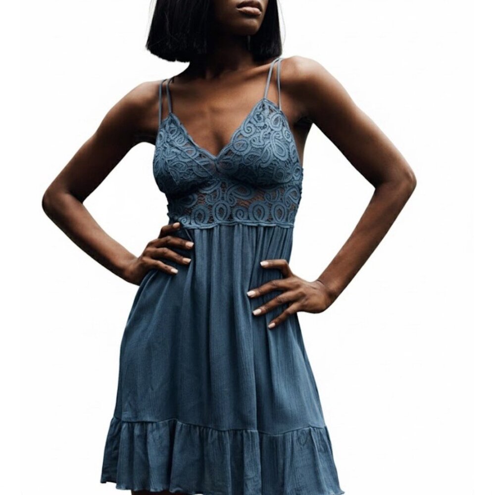 Pink Victoria’s Secret Crochet Bralette Slate Blue Lace Dress Size XS